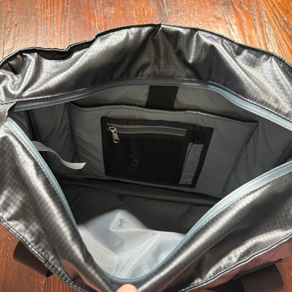 LL Bean Adventure‎ Tote Bag Convertible Backpack Black Nylon Water Resistant EUC
